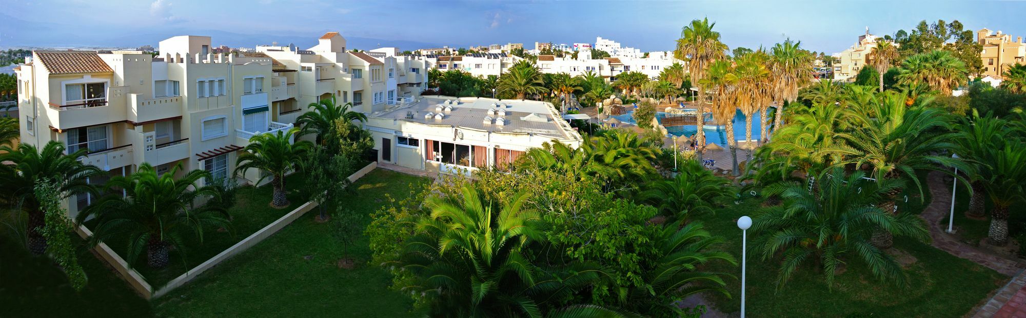 Apartamentos Moguima Roquetas de Mar Eksteriør billede